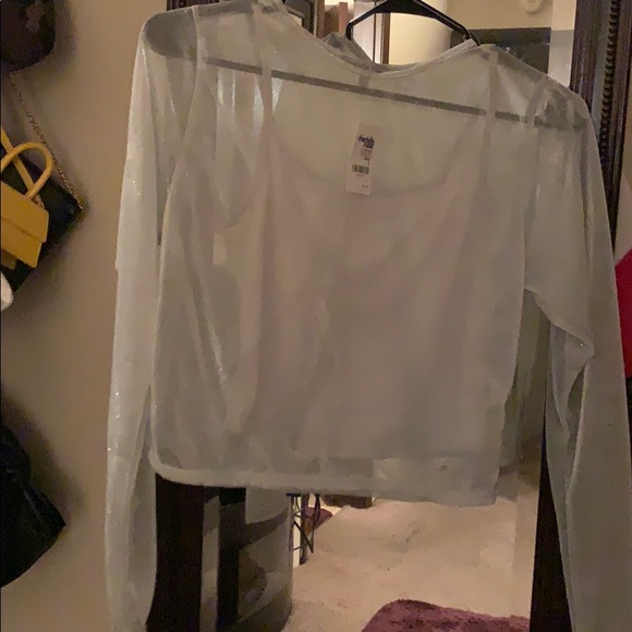 Silver Crop top - Picture 1 of 2